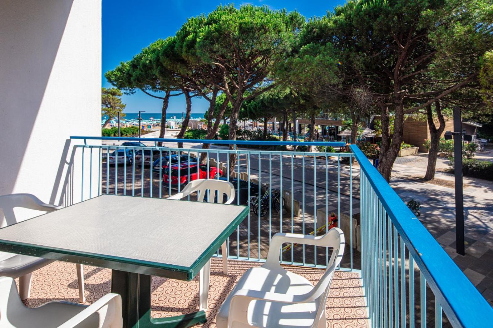 Appartamenti Bianco Nero Lignano Sabbiadoro Kültér fotó